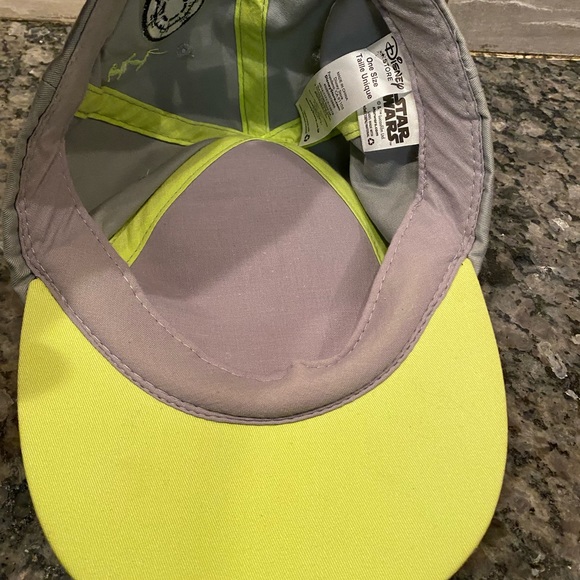 Star Wars Darth Vader Disney hat - Picture 6 of 6